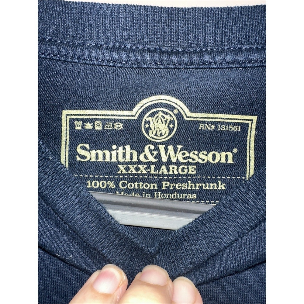 Men's Black Smith And Wesson Size 3XL Small Hole On Left‎ Back - Picture 2 of 4